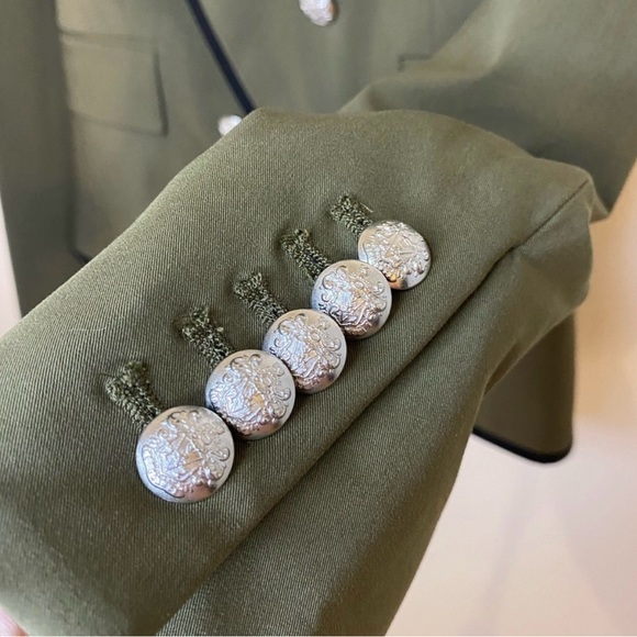 Perfect Veronica Beard cutaway Dickey blazer/jacket, size 6 in Army Green - Picture 5 of 9